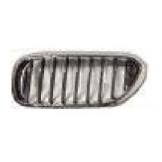 GRILLE - STANDARD (CHROME FRAME/BLACK + CHROME SLATS) (LH)