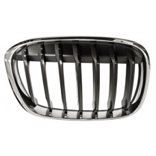 GRILLE - CHROME/BLACK (RH)