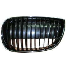 GRILLE - CLOSED TYPE - BLACK SLATS/CHROME FRAME (RH)