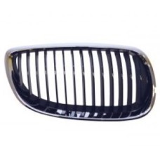 GRILLE SECTION - BLACK/CHROME SURROUND (RH)