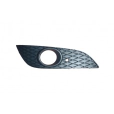 FRONT BUMPER GRILLE OUTER - WITH FOG LAMP HOLE (RH)