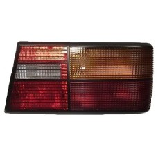 REAR LAMP (RH)