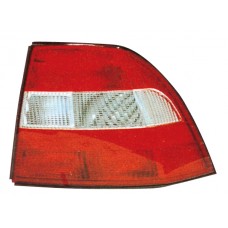 REAR LAMP - SALOON/HB (RED/CLEAR) (RH)