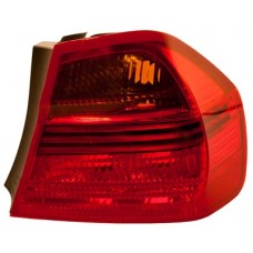 REAR WING LAMP - SALOON (RED) (RH)