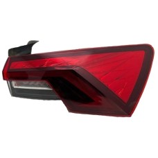 REAR OUTER LAMP - SALOON/ESTATE - RED (RH)